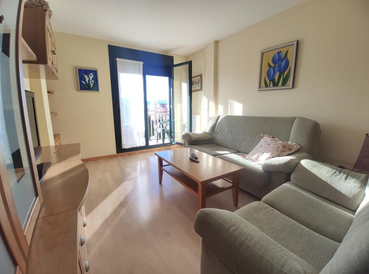 Bisaurin Jaca Apartment Exterior photo
