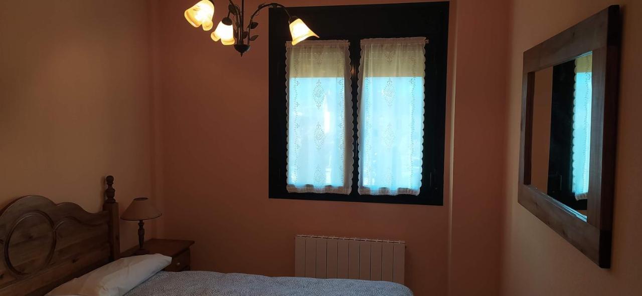 Bisaurin Jaca Apartment Exterior photo